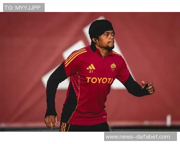 意天空报道苏莱与埃尔莫索恢复合练皮西利和利昂贝利因流感缺席训练